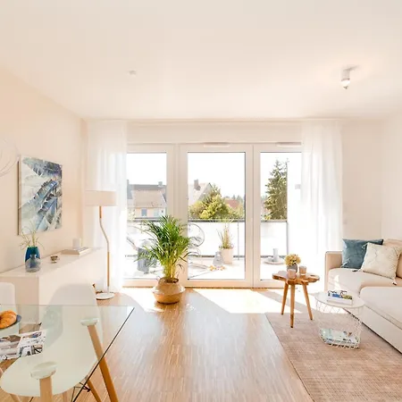 2 Zimmer Mit Balkon